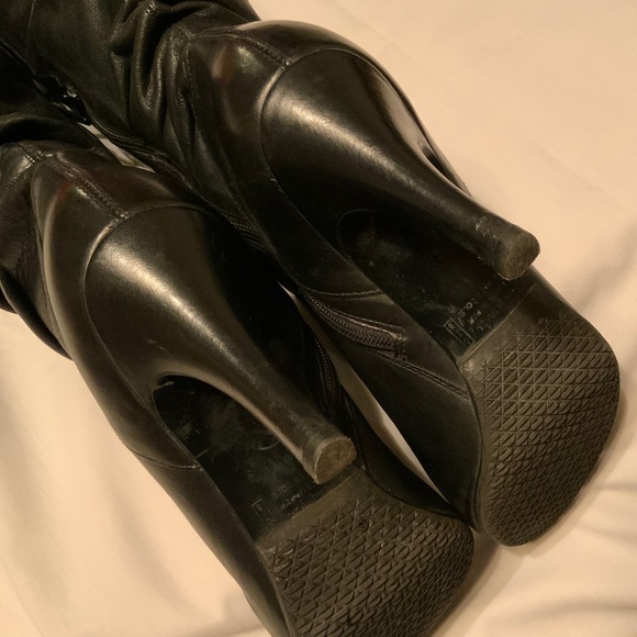 Diba Slouchy Sexy Black Heeled Leather Boots (8.5) - Picture 9 of 13